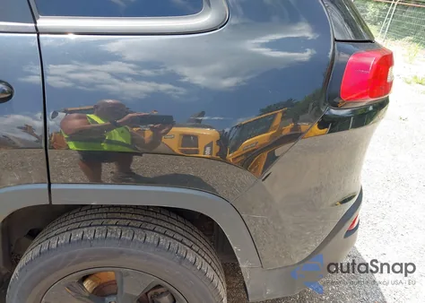 2015 Jeep Cherokee Latitude Altitude из США, поврежденный, VIN 1C4PJMCB0FW764890